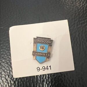 Girl Scout Pin 15 Years Volunteer